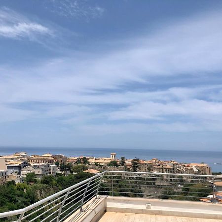 Apartamento Sapphire Penthouse Tropea Exterior foto