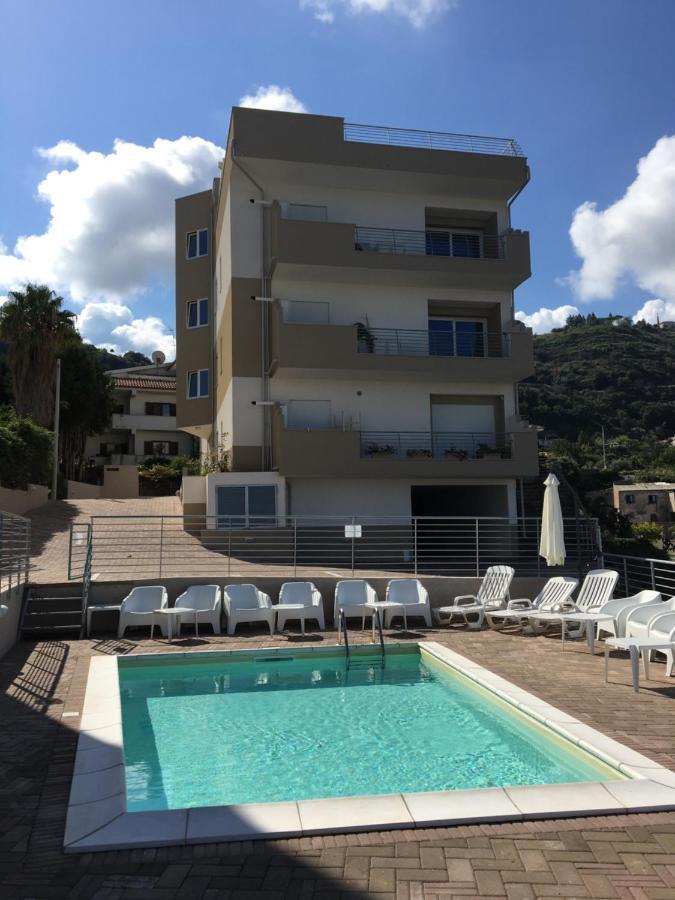 Apartamento Sapphire Penthouse Tropea Exterior foto